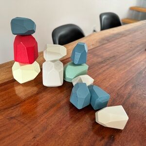 Wooden balancing blocks